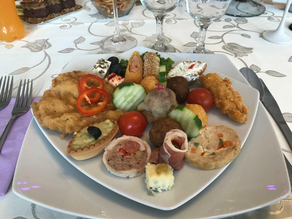 Pensiunea Turistica Cabana Bradet Şimleu Silvaniei Dış mekan fotoğraf